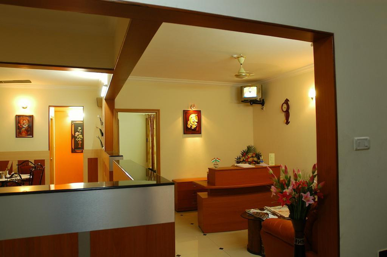 Public Area 3, Hotel Raj Comforts - Golf View, Bangalore