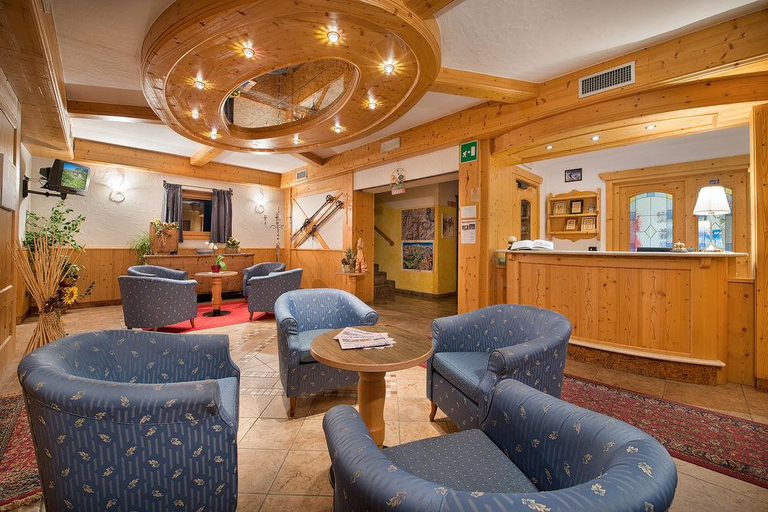 Public Area 4, Hotel Interalpen, Sondrio