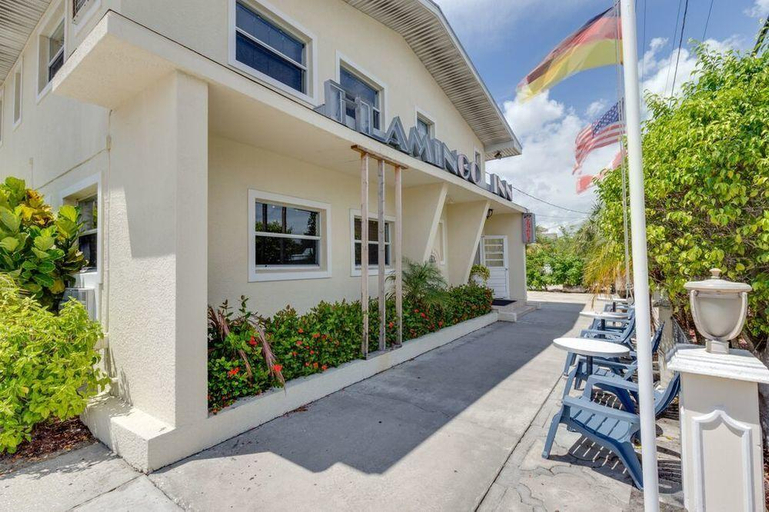 Exterior & Views 1, Flamingo Inn, Lee