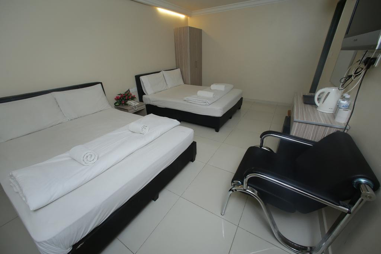 Bedroom 2, Safari Hotel, Ampang