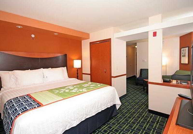 Bedroom 3, Fairfield Inn & Suites Asheboro, Randolph