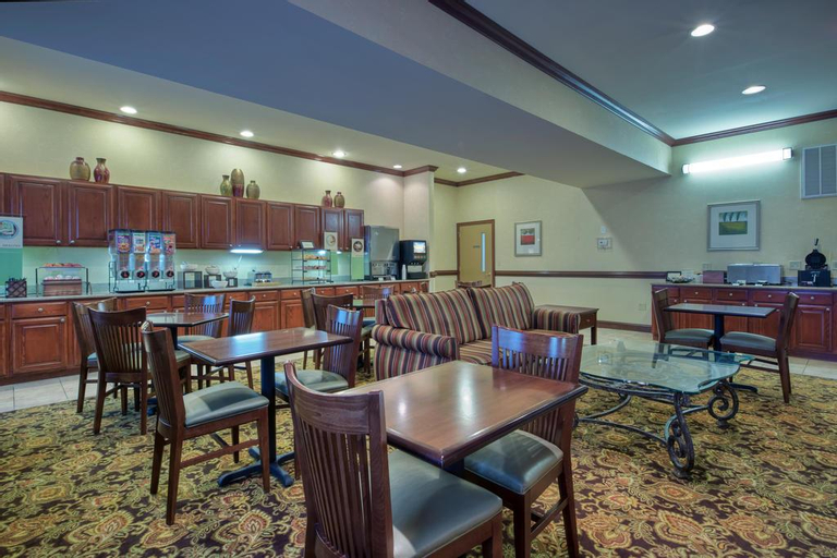 Food & Drinks 5, Country Inn & Suites By Radisson, Wilmington, Nc, New Hanover