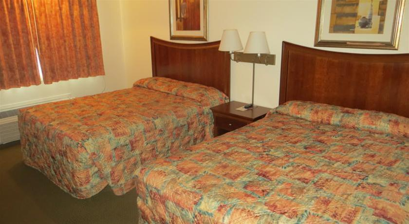 Death Valley Inn, Nye