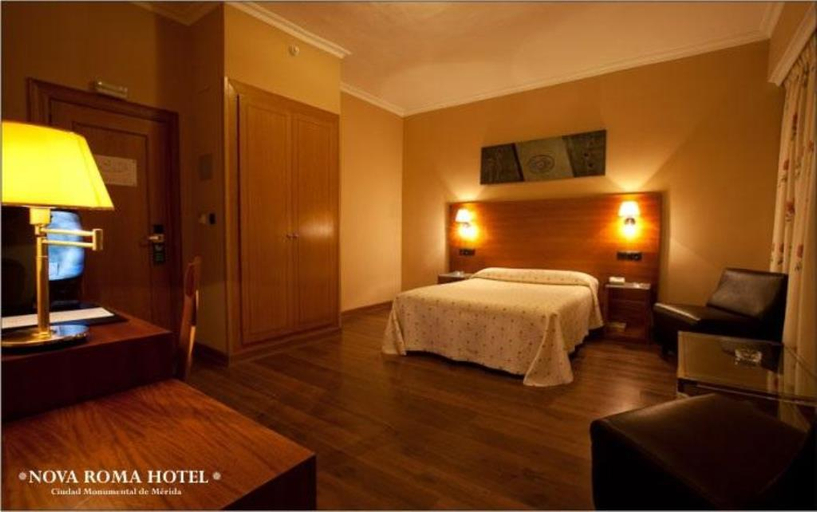 Bedroom 4, Hotel Nova Roma, Badajoz