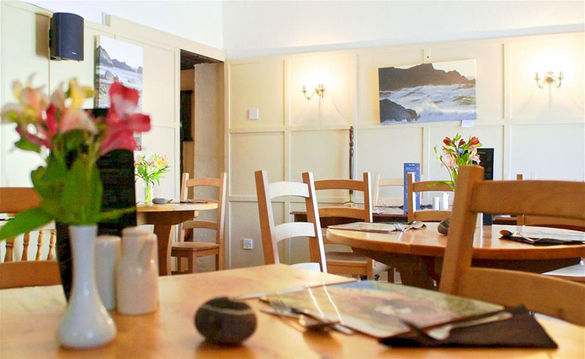 Exterior & Views 5, The Old Wainhouse, Cornwall