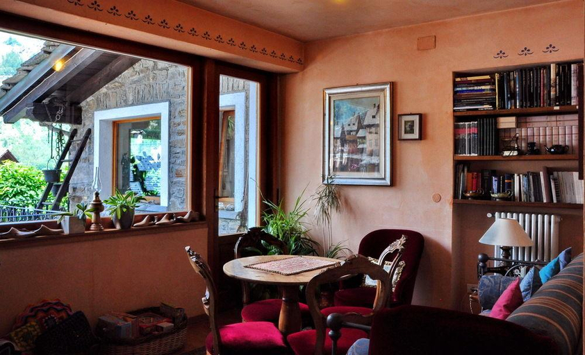 Public Area 3, Berthod, Aosta