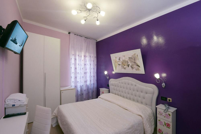 Bedroom 1, Commercio, Brescia