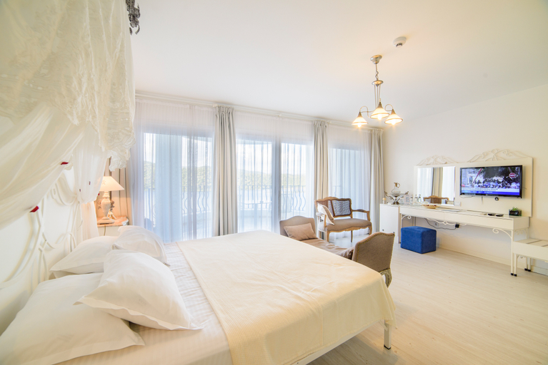 Bedroom 3, Yalicapkini Boutique Hotel, Milas