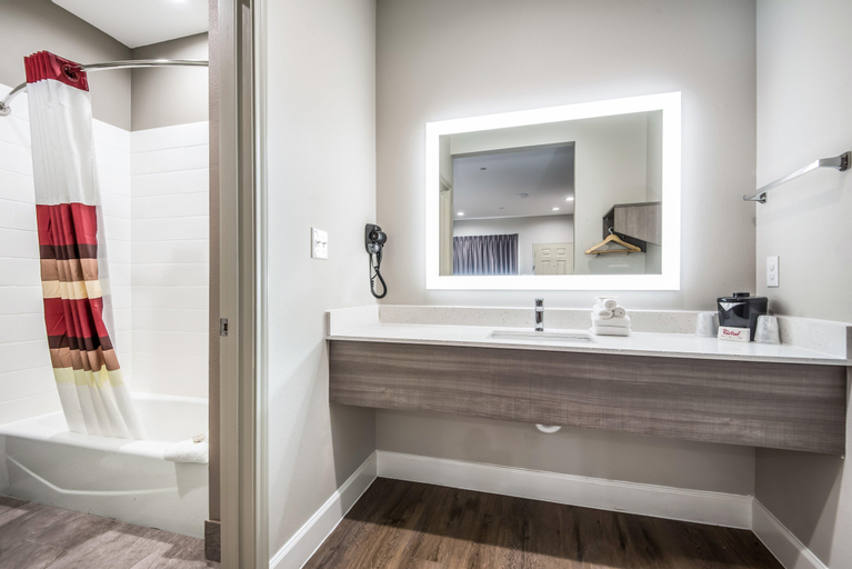 Bathroom 6