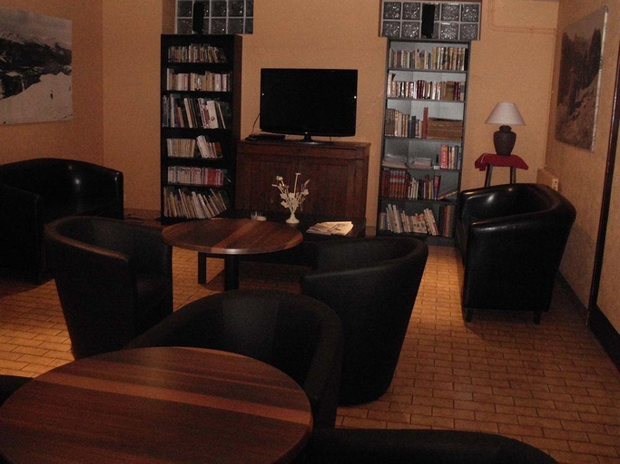 Public Area 3, Hôtel le Brunet, Cantal