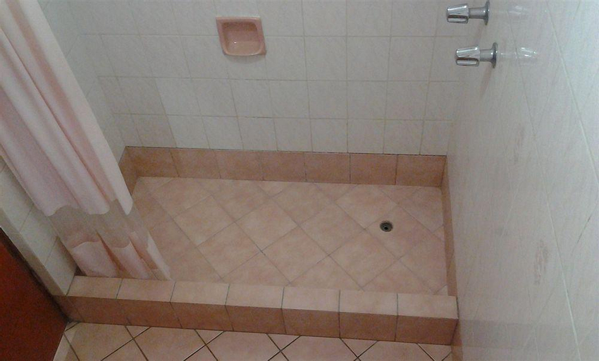 Hostal Victor, Lima