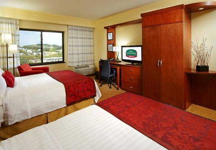 Bedroom 3, Courtyard Pittsburgh Washington/Meadow Lands, Washington