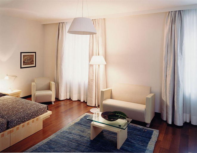 Bedroom 3, Hotel Greif, a Member of Design Hotels, Bolzano