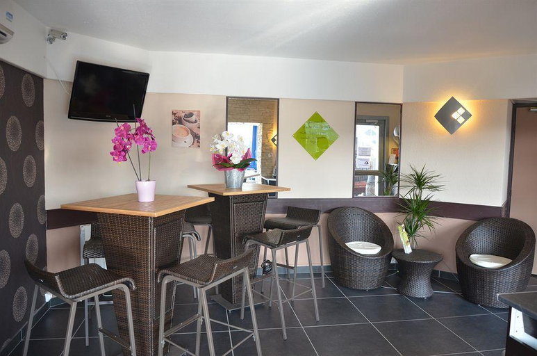 Public Area 5, Hotel - Macon la Salle, Saône-et-Loire