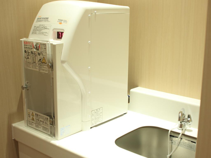 Bathroom 4, Naha Central, Naha