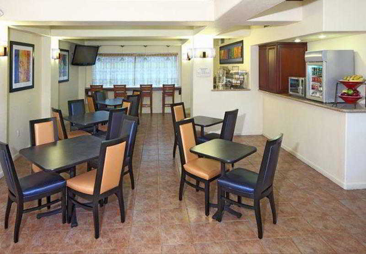 Public Area 2, Fairfield Inn & Suites San Francisco San Carlos, San Mateo