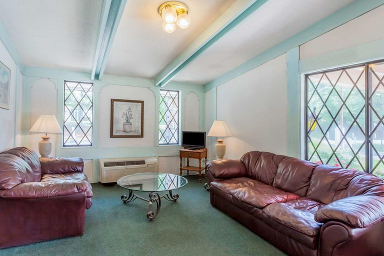 Public Area, Travelodge by Wyndham Elkton University Area, Cecil