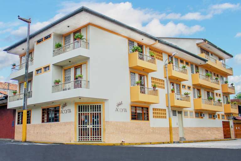 Exterior & Views