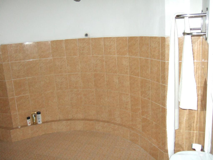 Bathroom, Bali Sunset Hotel And Restaurant, Jembrana
