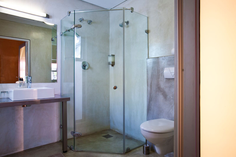 Bathroom, Vondelhof Guesthouse, Windhoek West