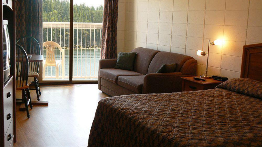 Sport & Beauty, The Waterfront Suites and Marina, Nanaimo
