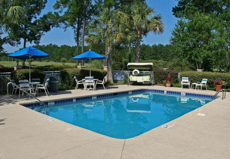 Sport & Beauty, Fairfield Inn Sun City/ Hilton Head, Beaufort