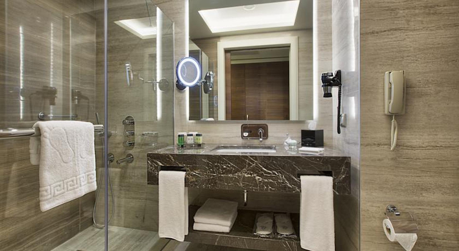 Bathroom 5, Dedeman Bostanci IstanbulHotel & Convention Centre, Maltepe