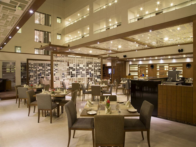 Food & Drinks 5, Oakwood Residence Prestige Whitefield Bangalore, Bangalore