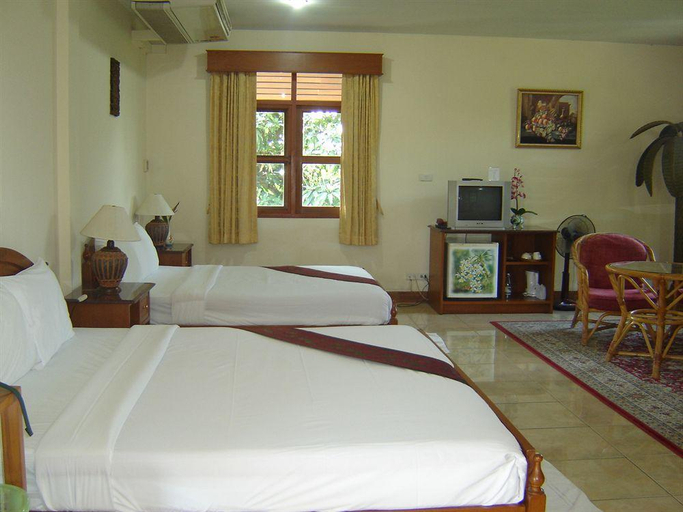 Bedroom 4, Golden Cupids Hotel, San Sai