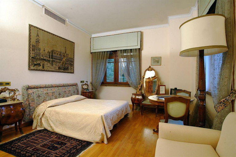 Bedroom 3, Villa Pambuffetti, Perugia