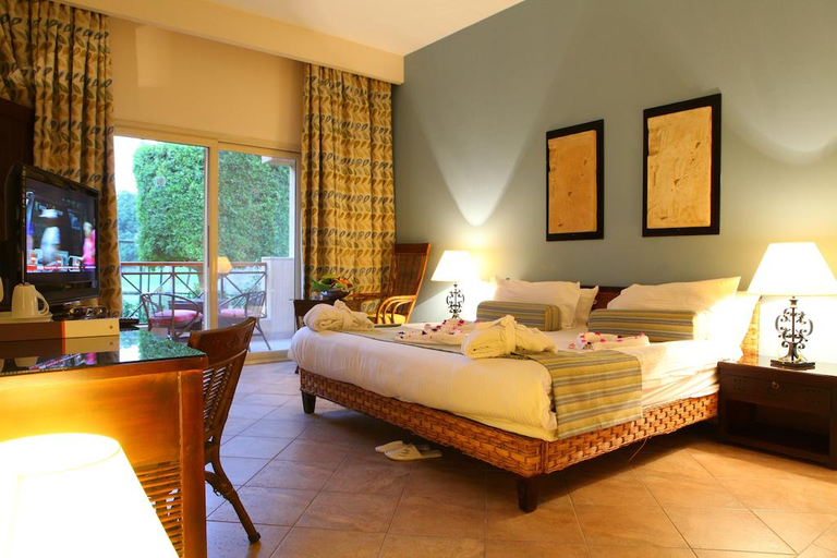 Bedroom 3, Swiss Inn Pyramids Golf Resort & Swiss Inn Plaza, Unorganized in Al Jizah