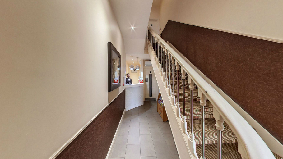 Public Area 3, Simply Rooms & Suites, London