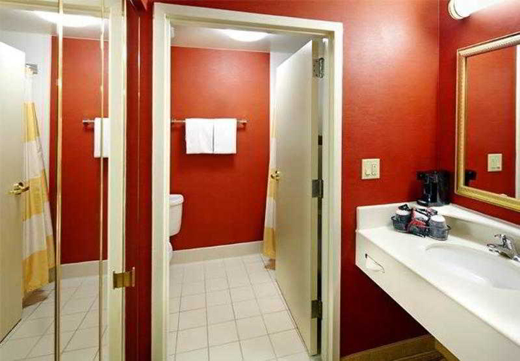 Bathroom 4, Courtyard West Palm Beach Airport, Palm Beach