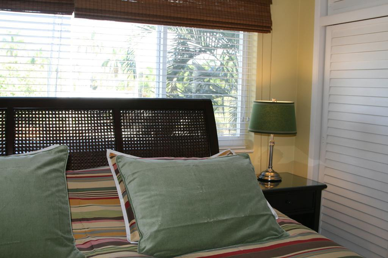 Others, Villa Venezia, Broward