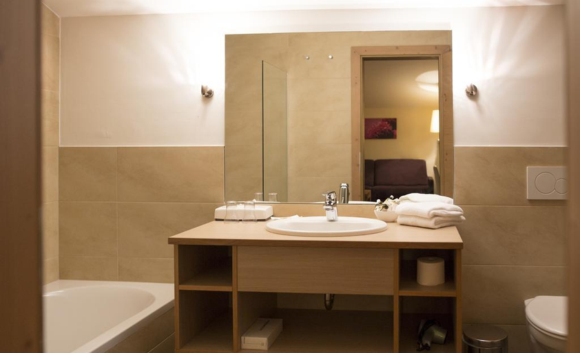 Bathroom 5, Waidringer Hof, Kitzbühel