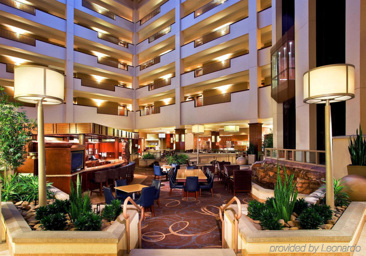 Public Area 2, Sheraton Sioux Falls & Center, Minnehaha