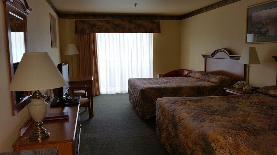 Bedroom 4, Palace Inn & Suites, Lincoln