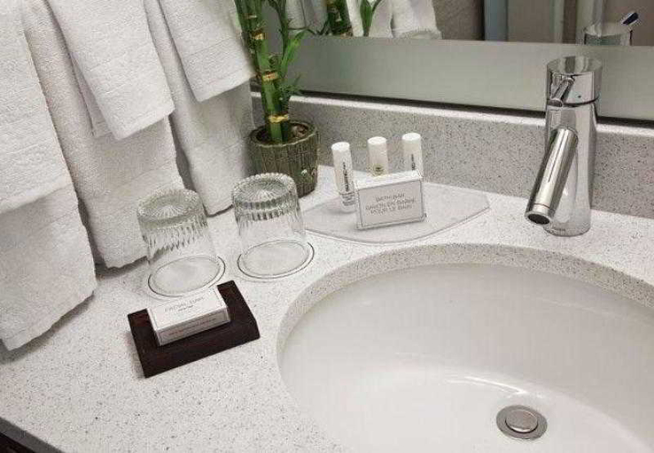 Bathroom 4, Springhill Suites By Marriott Phoenix Downtown, Maricopa