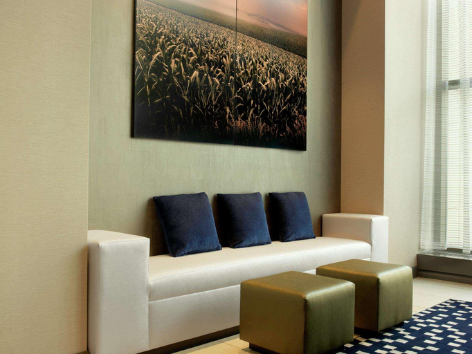 Public Area 4, DoubleTree Cedar Rapids Convention Complex, Linn