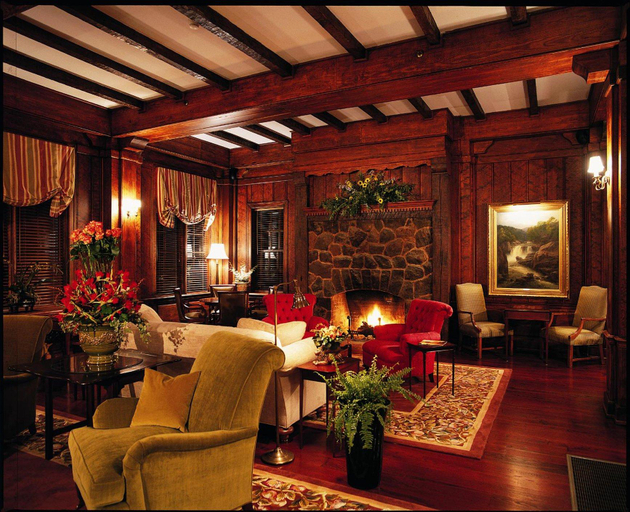 Public Area, The Willcox, Aiken