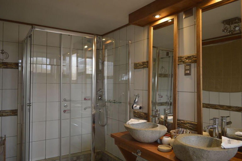 Bathroom 5, Sami Atacama Lodge, El Loa
