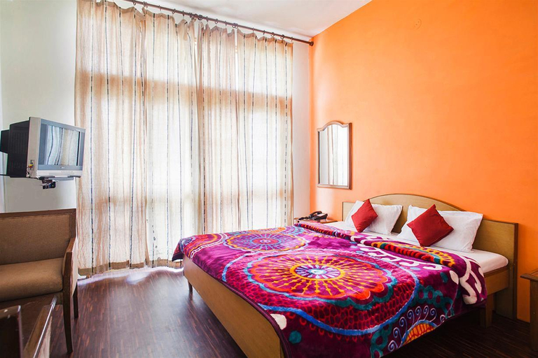 Bedroom 3, Dal Lake Resort, Kangra
