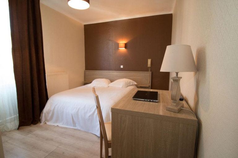 Bedroom 5, Hôtel Pacific, Pas-de-Calais