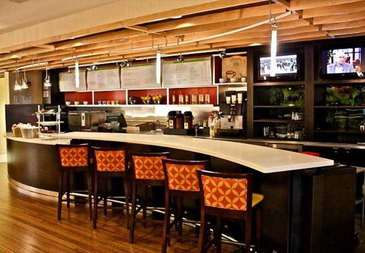 Food & Drinks 5, Courtyard Richmond North/Glen Allen, Henrico