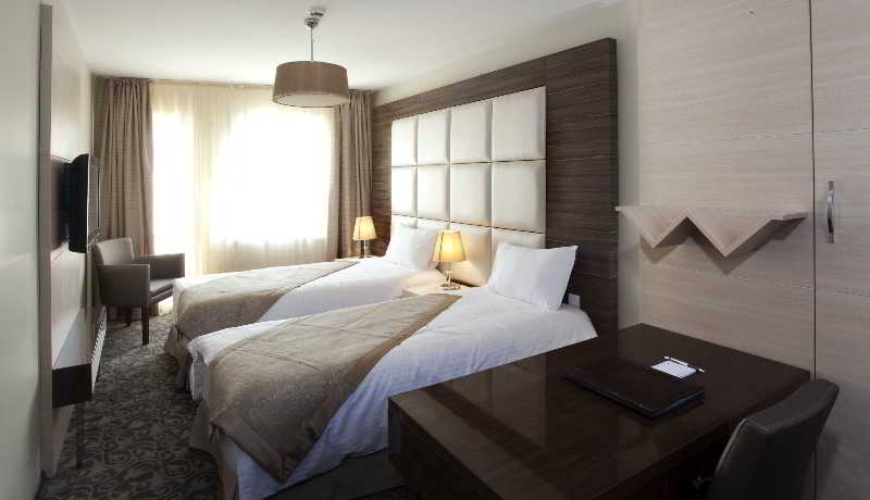 Bedroom 2, Derpa Suite Hotel Osmanbey, Şişli