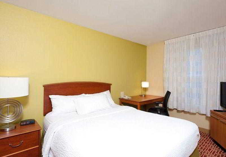 Bedroom 4, TownePlace Suites by Marriott Bloomington, Monroe