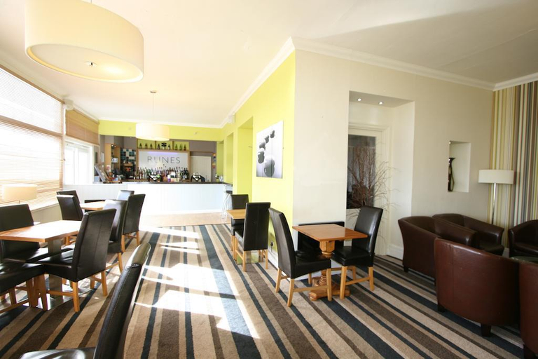 Exterior & Views 2, Pentire Hotel, Cornwall