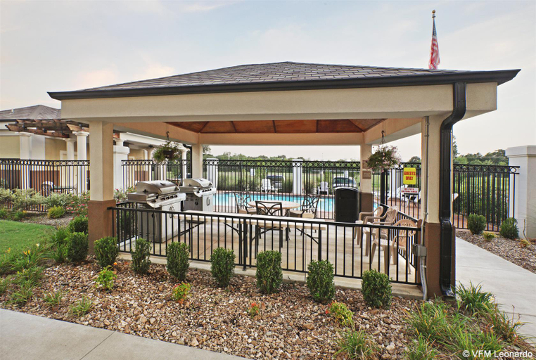 Exterior & Views 2, Suburban Studios Fort Smith, Sebastian