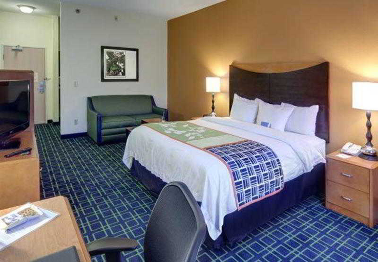 Bedroom 3, Hometowne Studios East Lansing–Okemos, Ingham