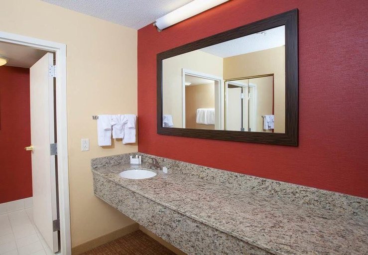 Bathroom 4, Courtyard Burlington Williston, Chittenden
